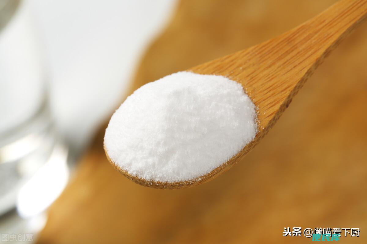 碱面和小苏打一样吗（小苏打和食用碱的区别是什么）