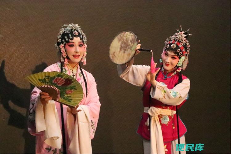 昆曲起源地与特点（介绍昆曲的发源地和主要特点）