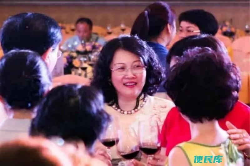 近几年什么行业最赚钱（解析目前哪些行业可以赚到钱）