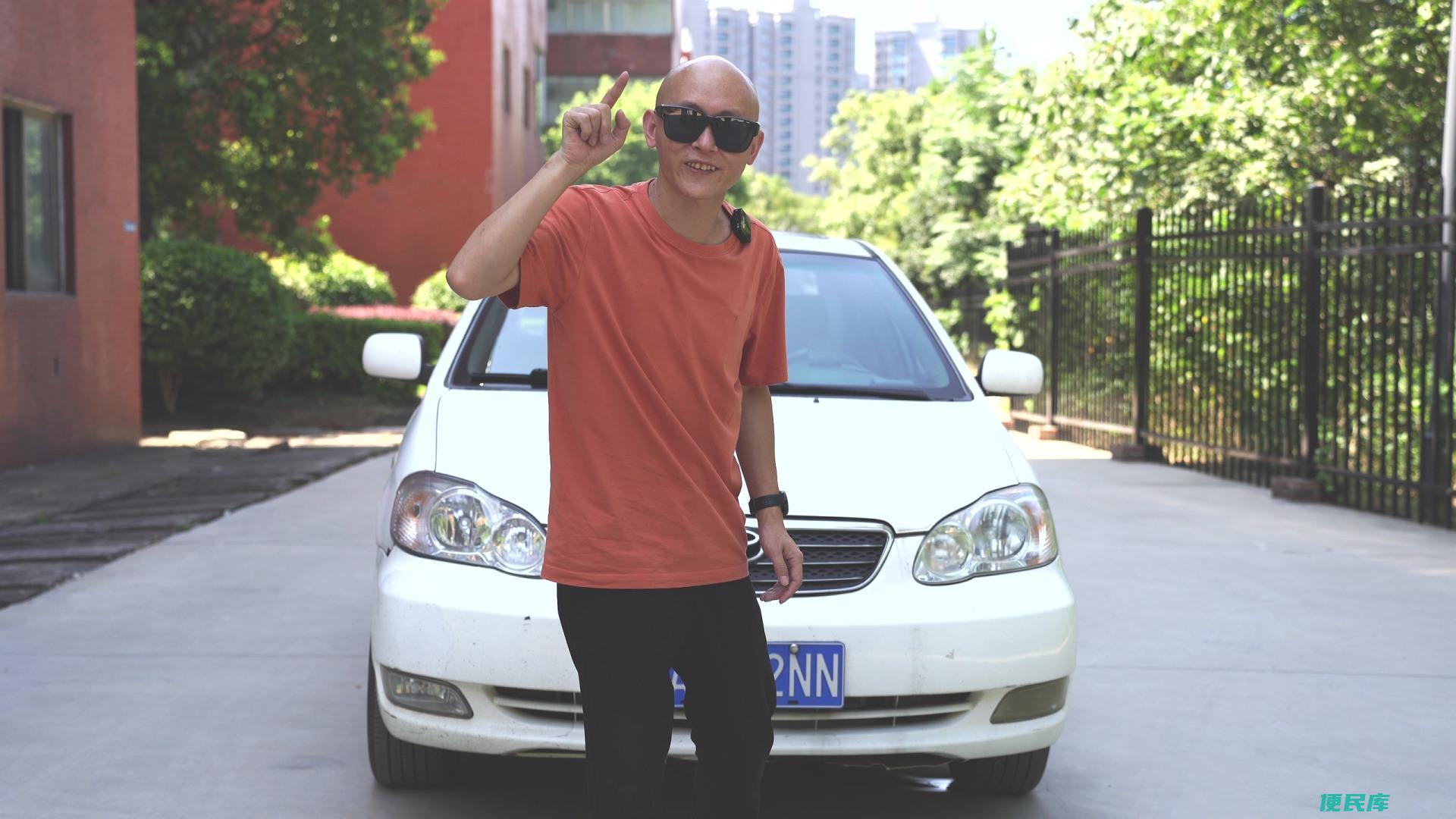 偏光镜是什么意思（偏光镜跟普通墨镜的区别有哪些）