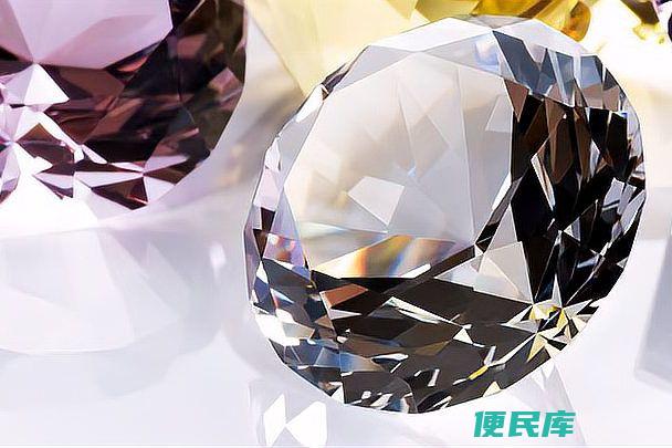 金刚石与钻石的异同（比较金刚石和钻石的特点）