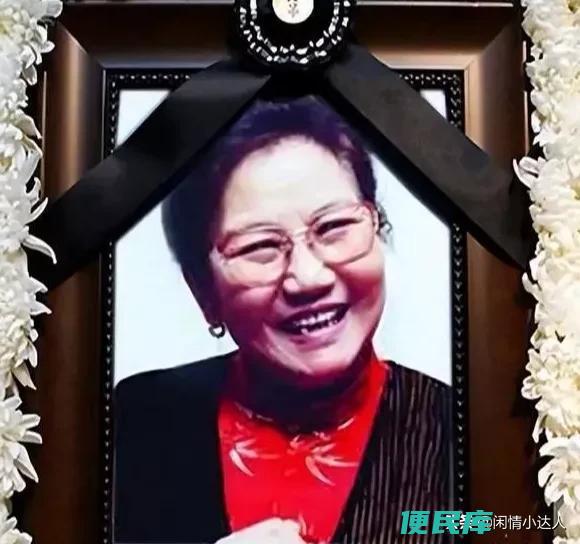 小品演员赵丽蓉个人资料简介（赵丽蓉老师的人生经历简介）