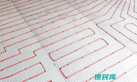 地暖管怎么铺设（家庭地暖管铺设的正确流程是什么）