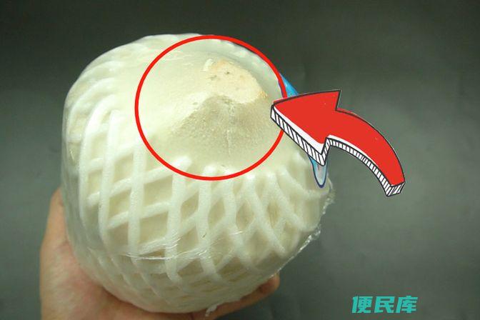 椰子开启饮汁技巧（教你如何打开椰子并享用椰汁）