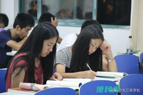 大学有晚自习吗（有些学校为什么大一还要上晚自习）