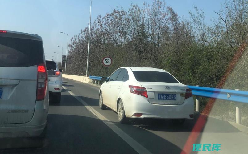 占用应急车道的扣分（在高速公路上占用应急车道会扣多少分