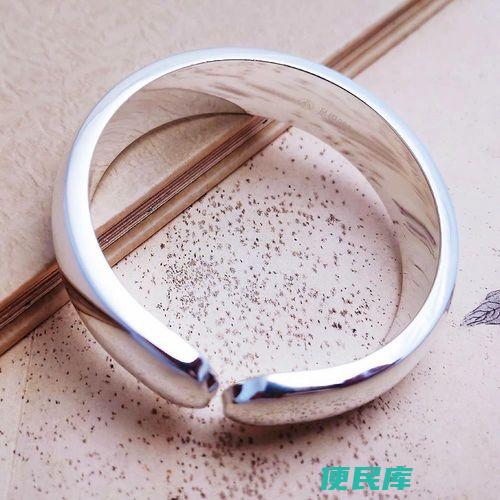 什么样的镯子好看（介绍具有观赏性的漂亮镯子样式）