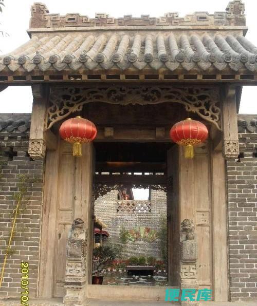 窗户对门必定死人是真的吗（为什么俗语说门对窗人遭殃呢）