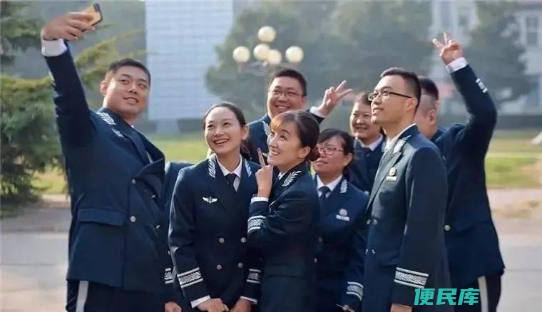 军队文职类的工作有哪些（军队文职的报考要求有哪些）