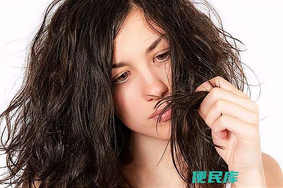 头发为什么会分叉（头发分叉的原因和预防措施）