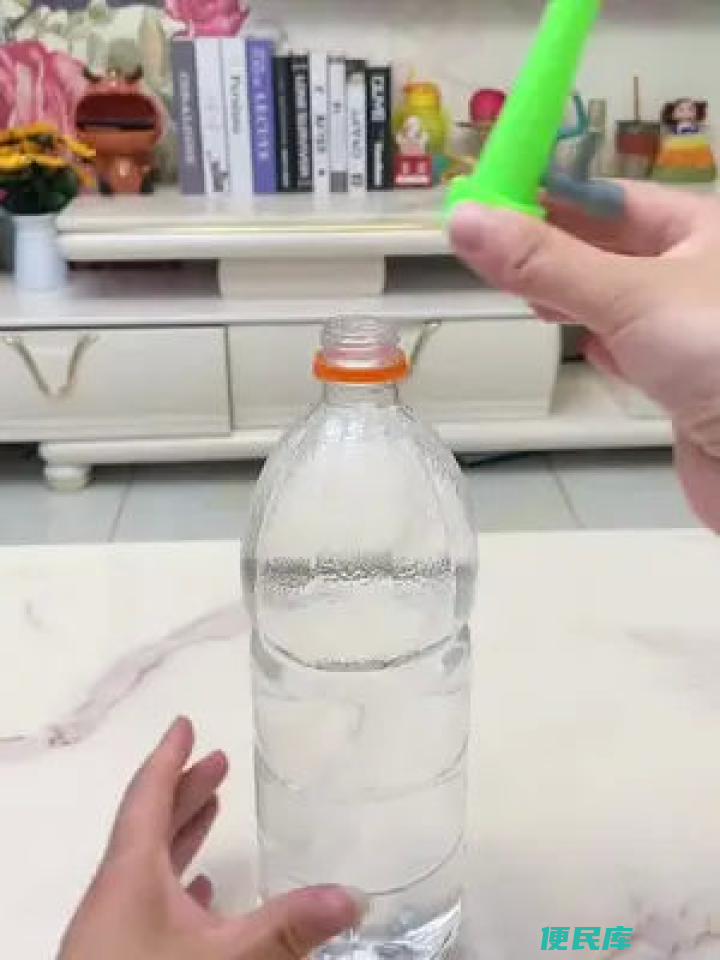 淘米水浇花的正确方法（淘米水的浇花方法和注意事项）