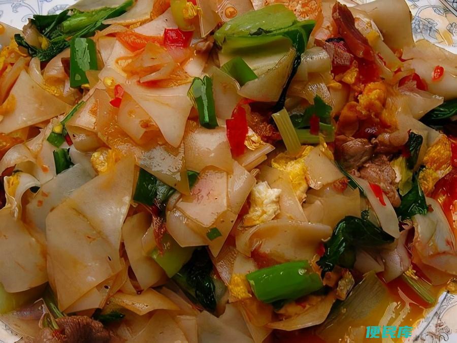云南有什么好吃的美食（到云南玩都有什么美食值得一试）