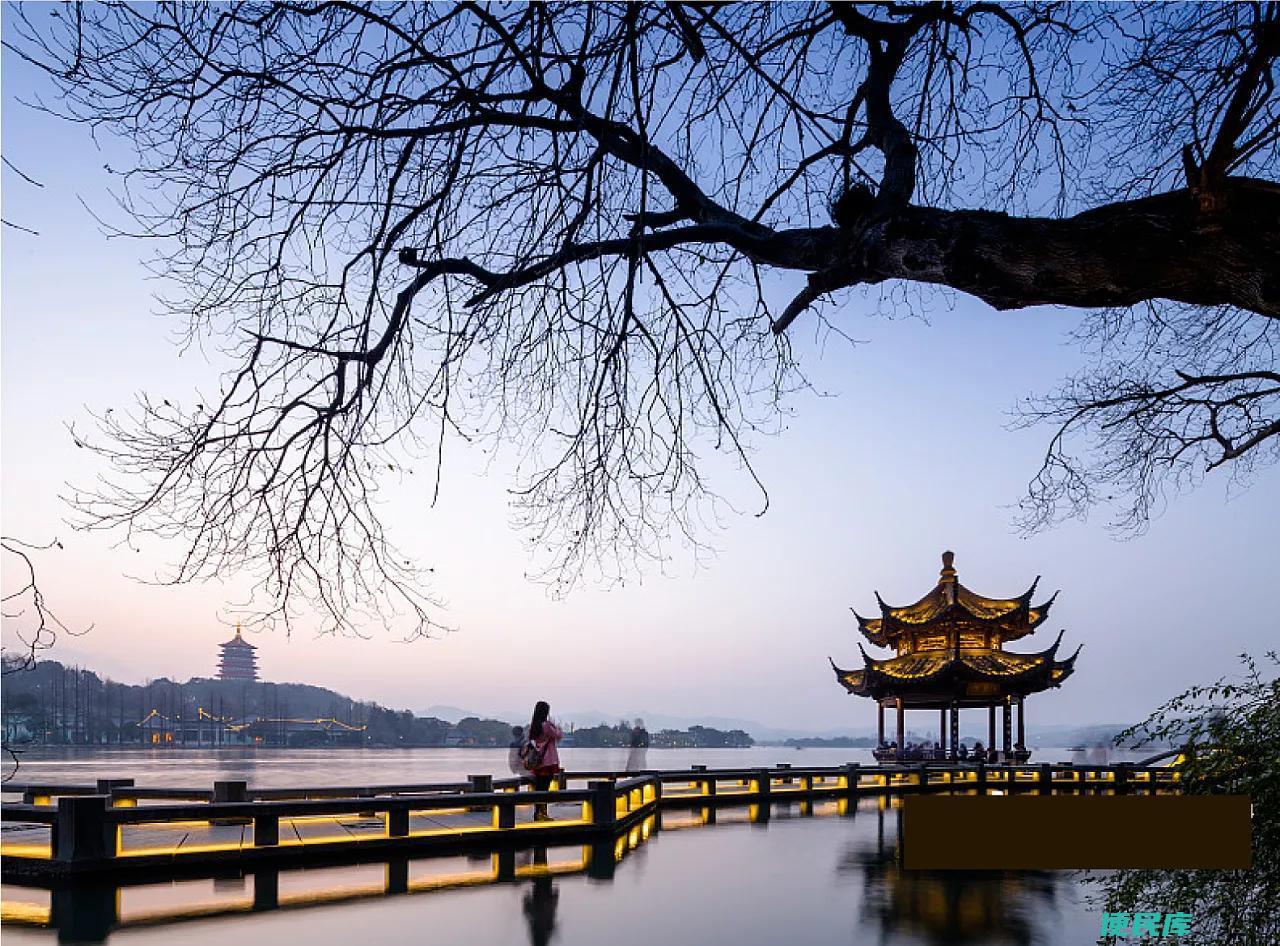西湖简介和历史是什么（杭州西湖的）