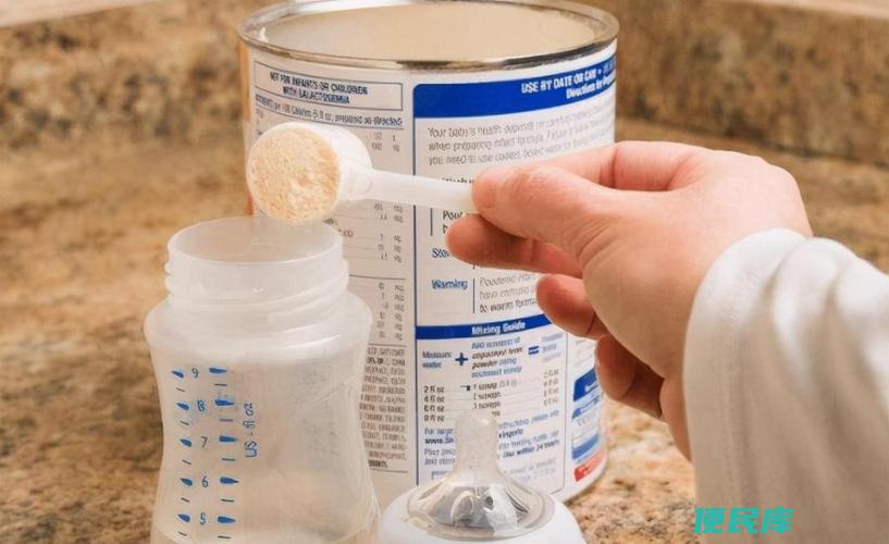 母乳奶粉区别（对比母乳和奶粉的异同）