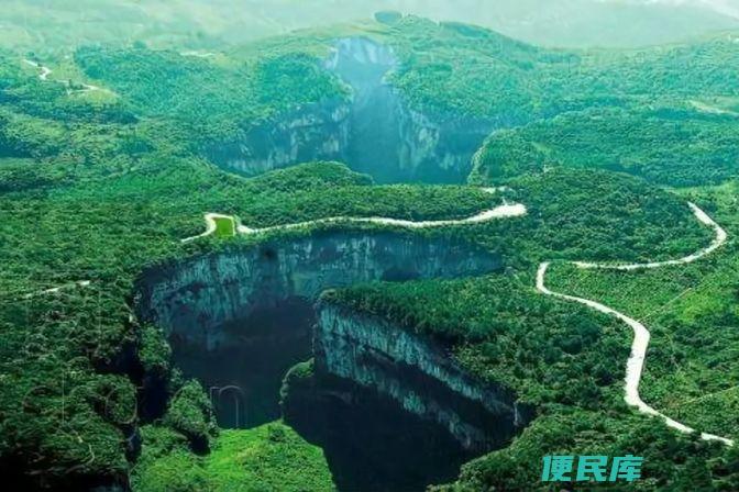 重庆周边旅游景点推荐（推荐重庆周边的热门旅游景点）