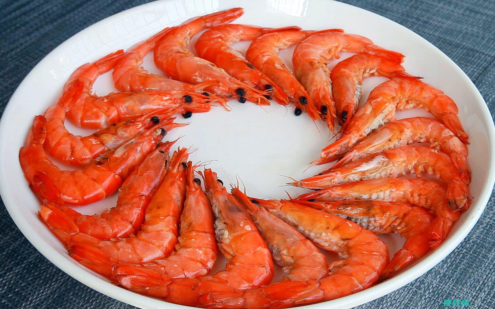 虾后禁忌有哪些（探讨吃虾后的禁忌食物）