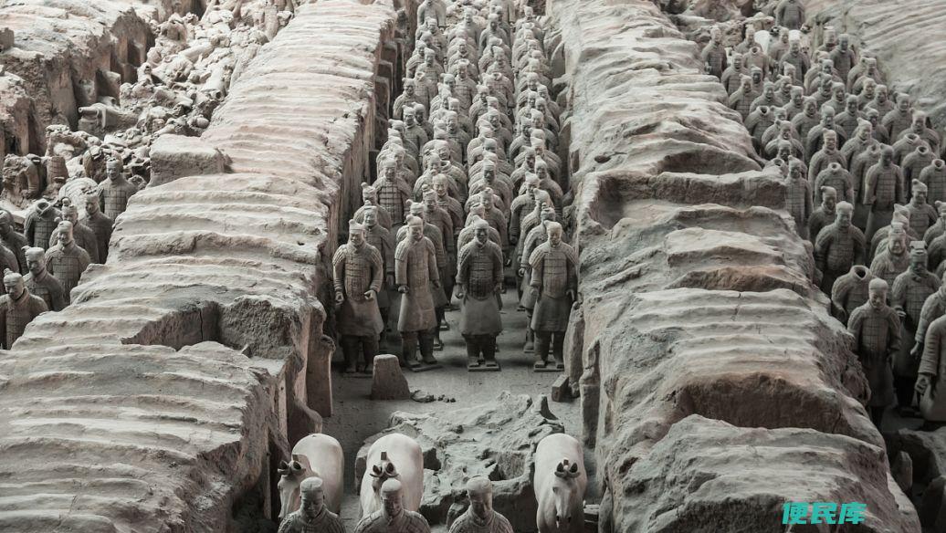 西安旅游景点（西安的著名旅游景点推荐）