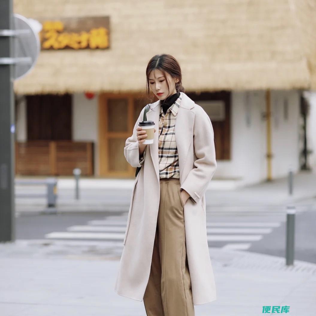 十二度穿什么衣服比较好（十二度的天气适合搭配什么衣服）