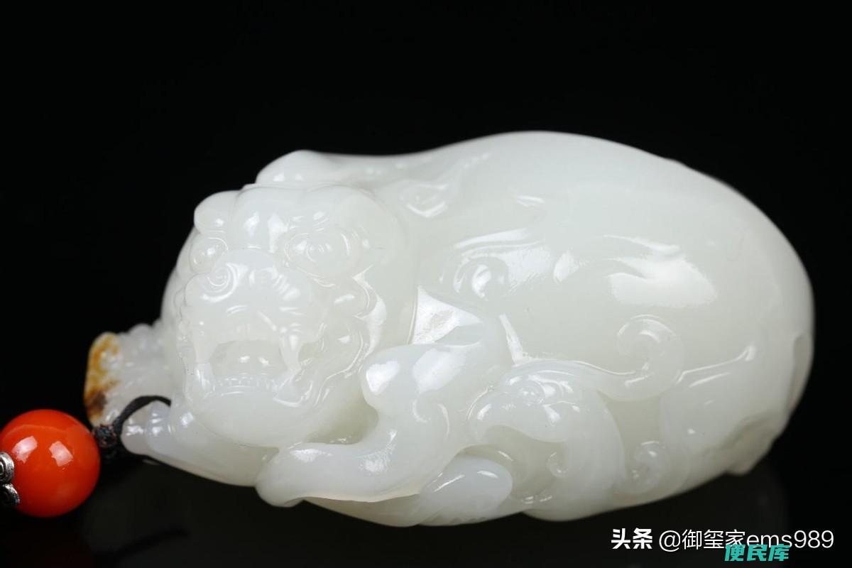 和田玉中青玉和白玉哪个好（和田玉都有哪些好看的颜色）