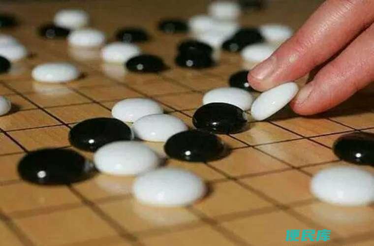 围棋怎么算赢（学会如何判断围棋胜负的方法）