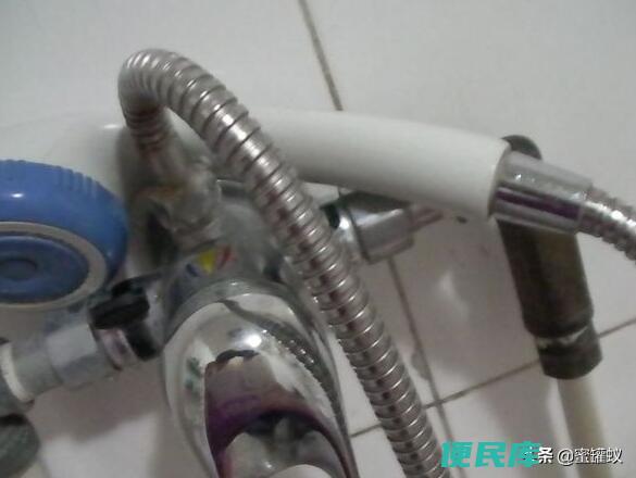 花洒怎么拆卸（卫生间花洒软管和喷头拆卸和更换的介绍）
