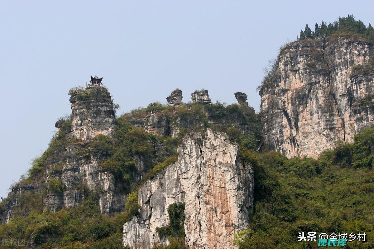 长江三峡是哪三峡的总称（长江三峡分别都有哪些特点呢）