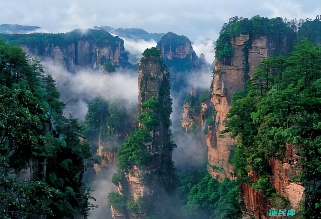 湖南好玩的地方（湖南十大景区景色太迷人你打卡过几个）
