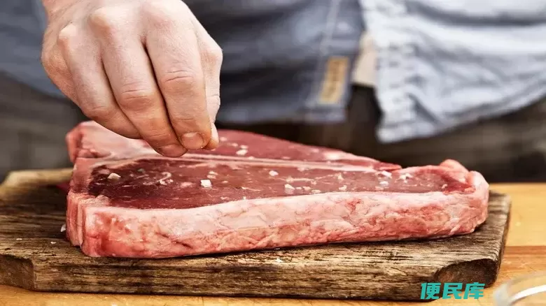 牛排是牛的哪个部位（牛排不同部位有什么不同之处）