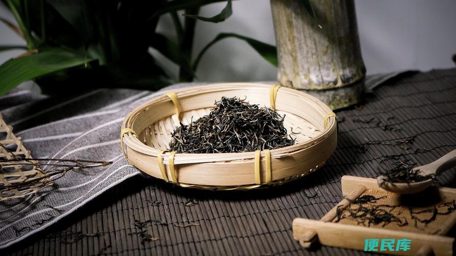 茶叶保质期有多长时间（茶叶保存期限的探讨）