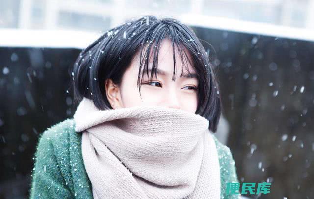 男生对于第一眼就喜欢的女生（男生对一见钟情女生的表现）