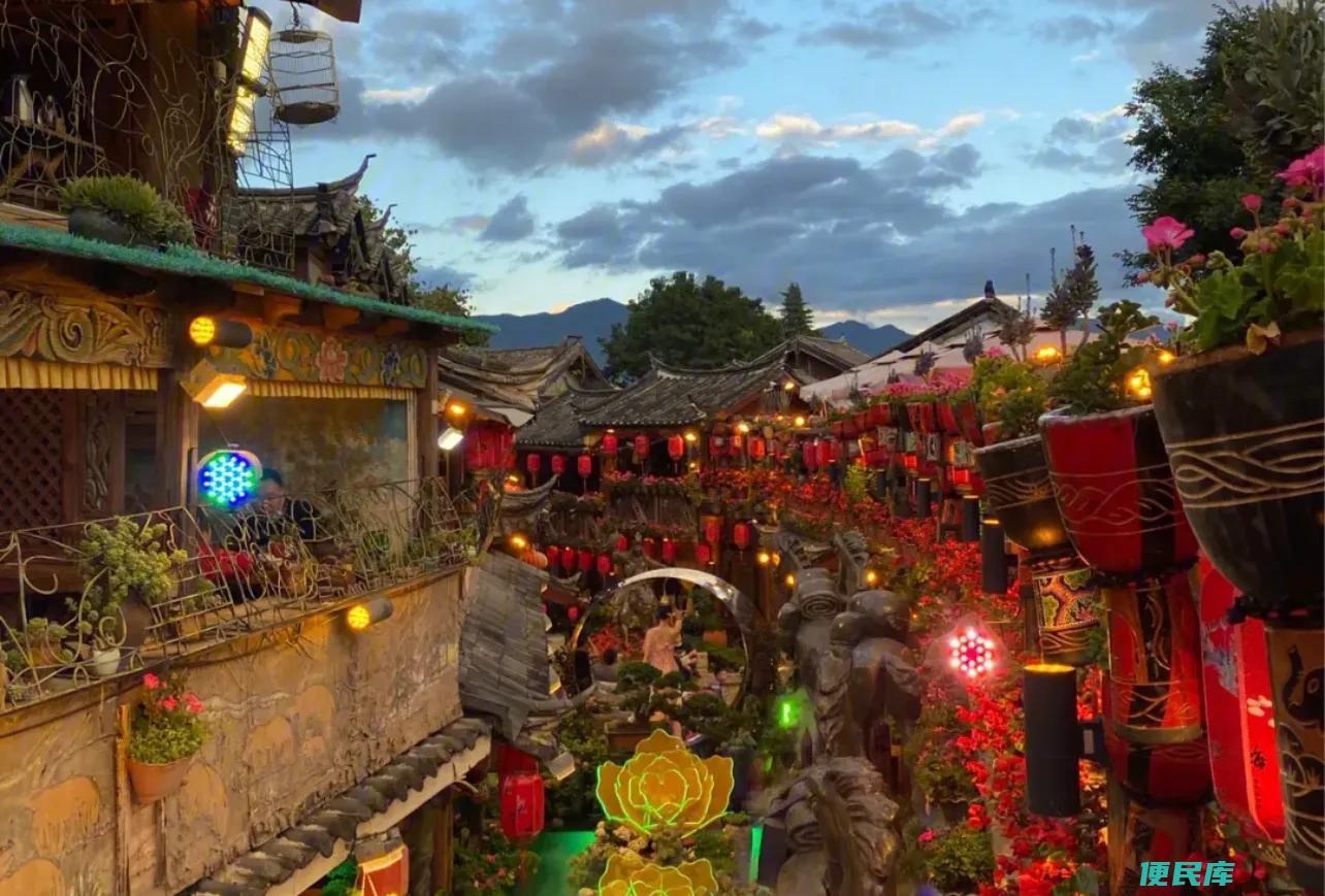 丽江景点有哪些值得去（丽江旅游必去的10个地方）