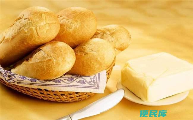 面包有无黄油的区别（面包放黄油与不放黄油的区别）