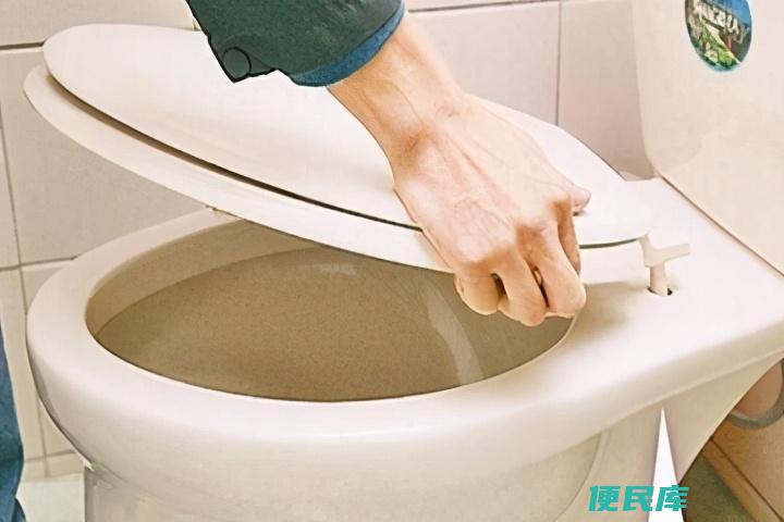 自己怎么拆马桶盖（马桶盖的正确拆卸方法及注意事项）