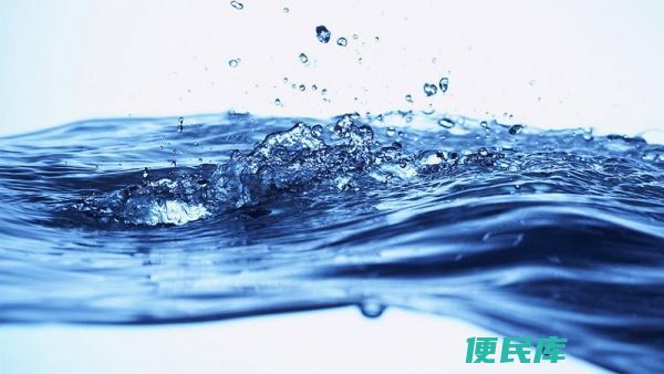 常温下的水温是多少（探讨常温水的温度范围）