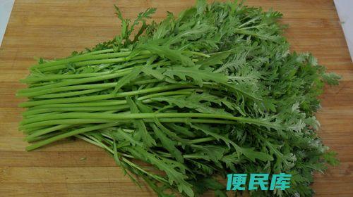 茼蒿和藜蒿的区别（茼蒿和藜蒿的特征与区别）