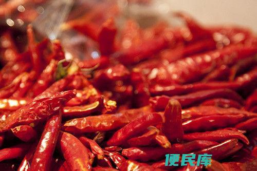 辣椒水可以用来杀虫吗（辣椒水的杀虫效果如何）