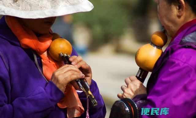 吹葫芦丝有什么好处和坏处（吹奏葫芦丝的好处和坏处）
