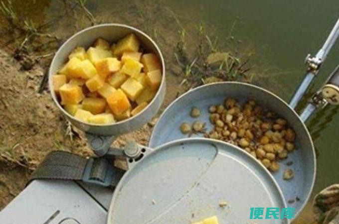 钓鲤鱼用什么饵料比较好（三种天然的窝饵配方介绍）