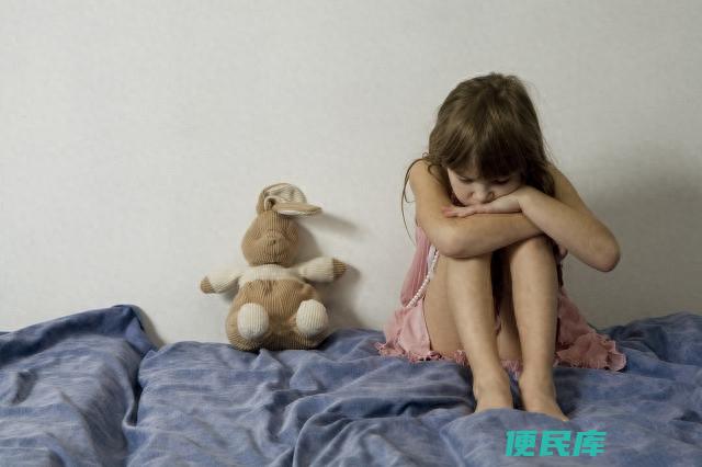 兔子怎么洗澡才干净（兔子洗澡的正确方法和注意事项）