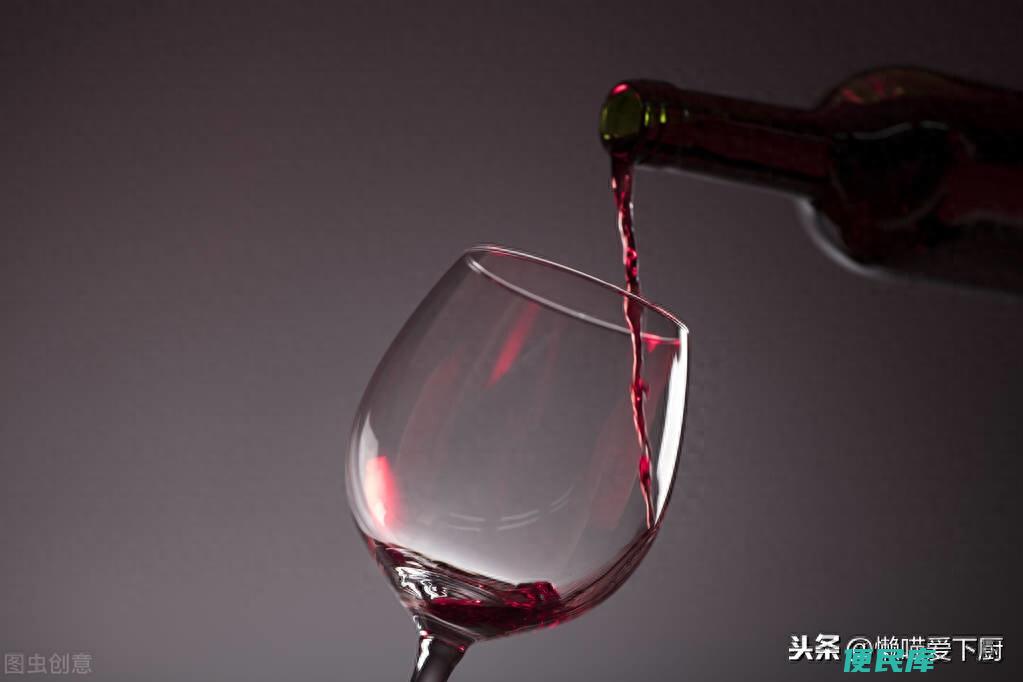 红酒怎么醒酒醒多长时间（关于葡萄酒醒酒的3个小贴士）