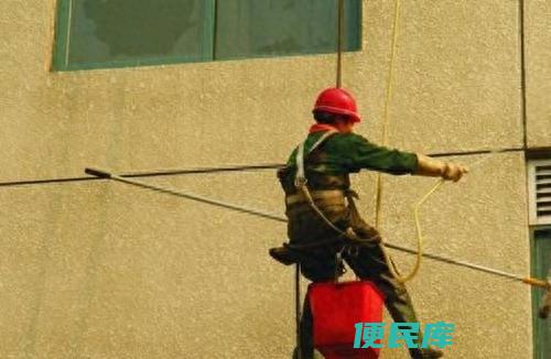 外墙漆怎么施工（外墙油漆翻新施工步骤是怎样的呢）