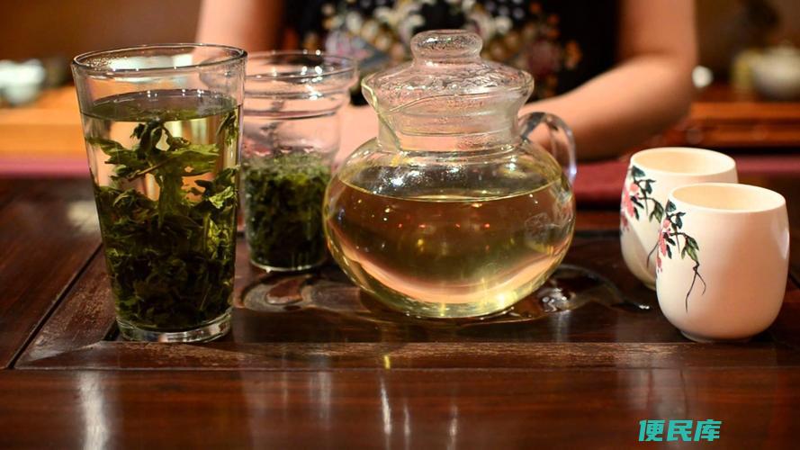喝茶叶的好处和坏处（喝茶叶的益处和弊端）