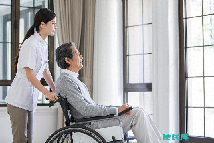 想挣钱又不知道该做什么（普通人都能轻松赚钱的5个行业）