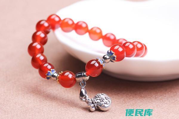 女生佩戴玉髓的禁忌（女生佩戴玉髓需要注意的事项）