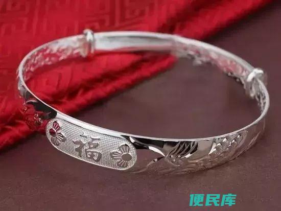 银子发黄是不是不纯（银饰品发黄是否表示不纯）