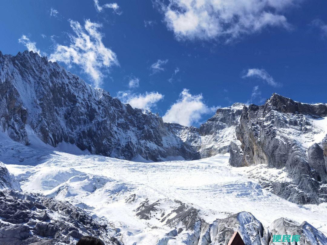 玉龙雪山几月份有雪（玉龙雪山的雪季时间是哪几个月）