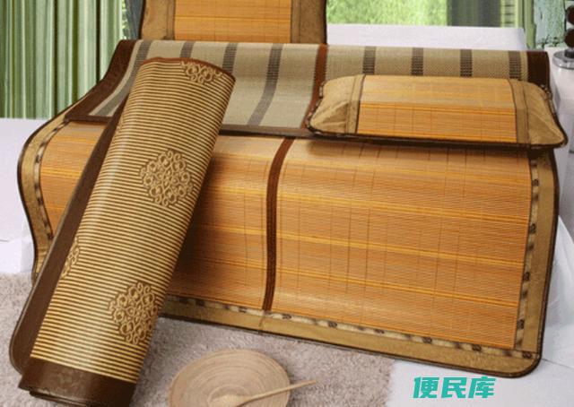 清洗凉席（清洗凉席的有效方法与技巧）