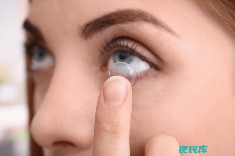 隐形眼镜正确佩戴（隐形眼镜佩戴及护理方法）